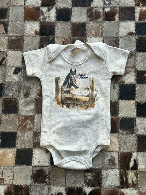 Body Baby Ranch Manga Curta Cavalo Cinza B1402 - comprar online