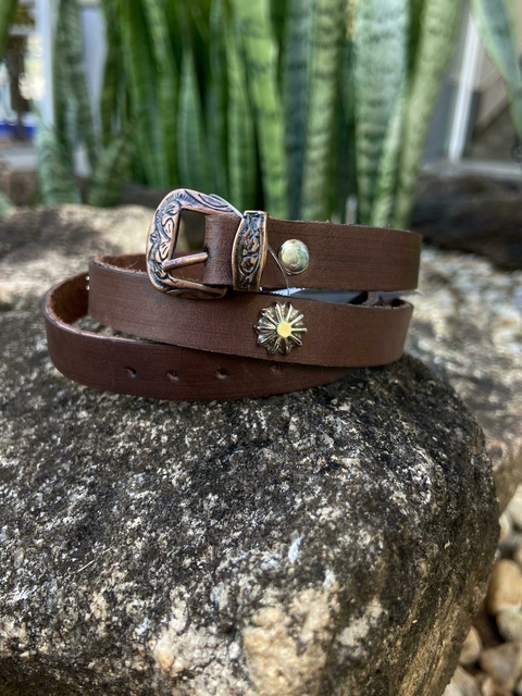 Bandinha Para Chapéu Broche Marrom BC265 - comprar online