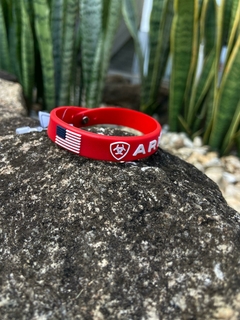 Pulseira Silicone Ariat Vermelha PA72 na internet
