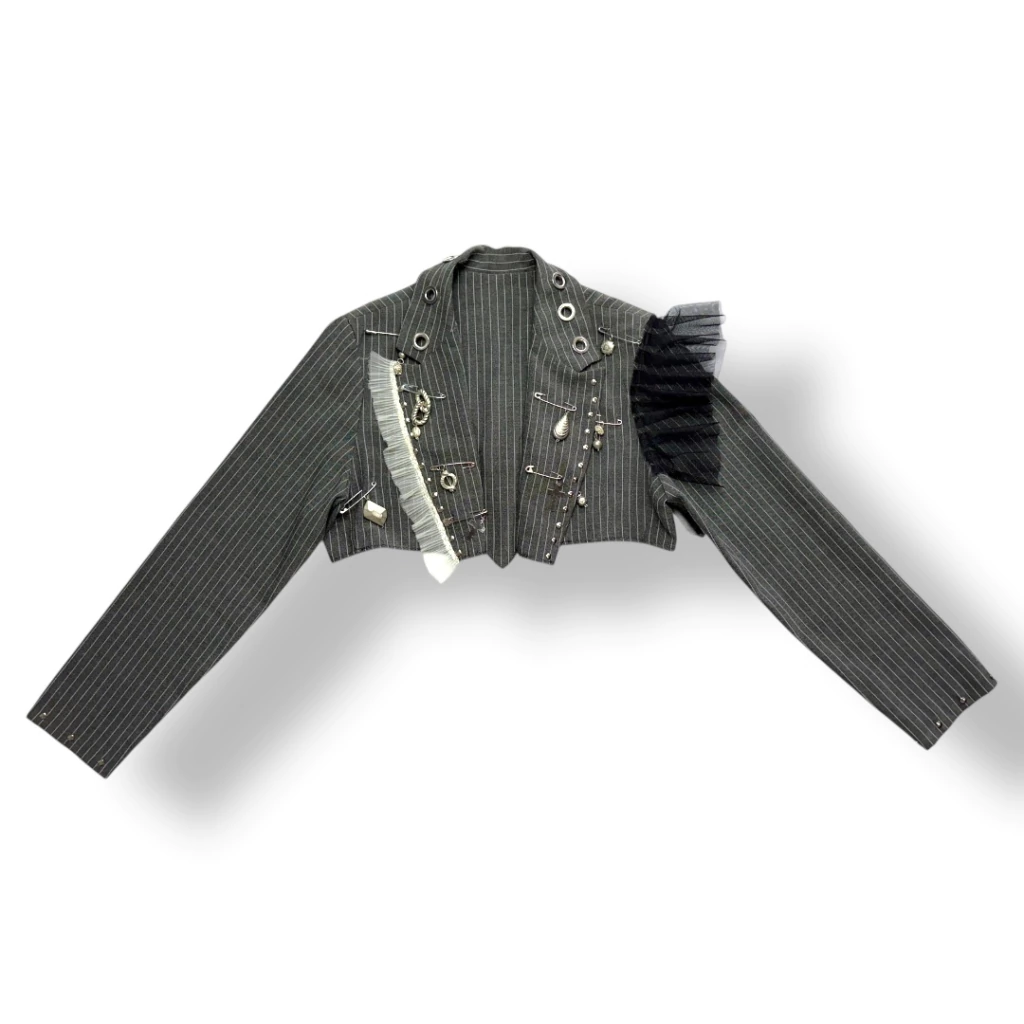 Blazer cropped pingentes
