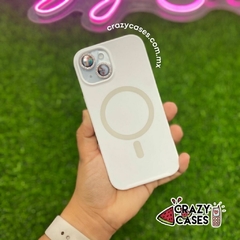 Magsafe Silicon White Case para iPhone 16 pro max en internet