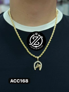 Cadena torzal dorada de acero inoxidable con dije - Caballo ojo negro y herradura cn zirconias en internet