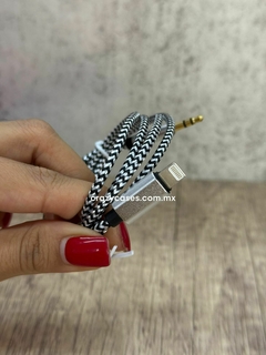 Cable para audio entrada Jack 3.5 - iPhone