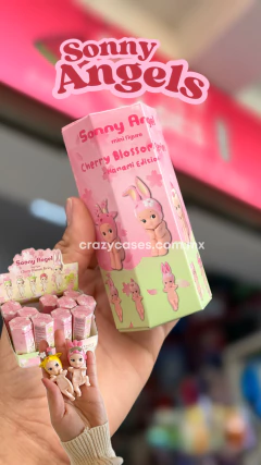 Sonny Angel- Cherry blossom hanami edition- para pegar en el cel - comprar en línea