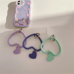 Strap/llavero de corazón - Crazy Cases