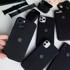 Apple Silicon Black ip 15 Plus