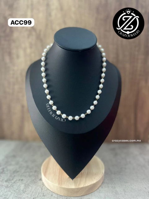 Gargantilla de acero inoxidable - dorada - Múltiples Perlas - comprar en línea