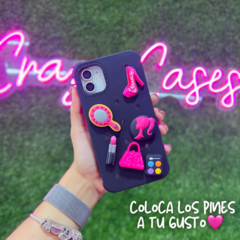 Barbie casetify Black charms- ip 11 pro max - comprar en línea