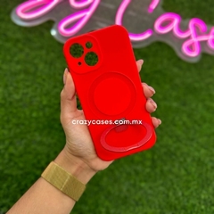Case MagSafe red iPhone 15 Pro max en internet