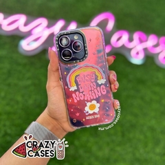 Casetify Busy holografica ip 14 pro en internet