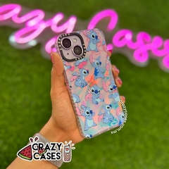 Casetify stitch pink holografica ip 12/12 pro en internet