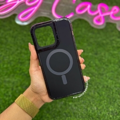Uso rudo MagSafe black mate iPhone 12/12 PRO - comprar en línea