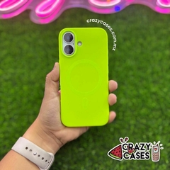 Case silicon verde magsafe - ip 16 plus - Crazy Cases
