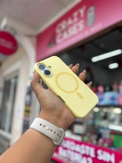 Case silicon magsafe amarillo - ip 16 pro - comprar en línea