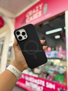 Case magsafe silicon black - ip 16 pro - comprar en línea