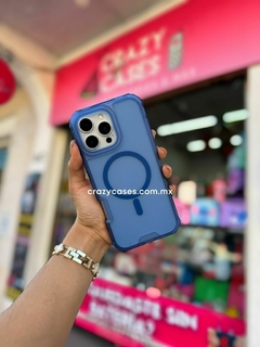 Case ultra uso rudo MagSafe azul mate - ip 16 plus en internet