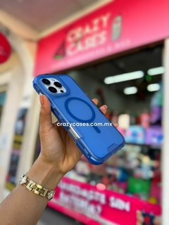 Case ultra uso rudo MagSafe azul mate - ip 16 plus - Crazy Cases