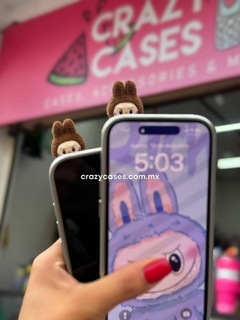 Case Labubu Brown ip 15 pro en internet