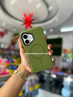 Case ultra uso rudo MagSafe- Verde militar iPhone 11 - comprar en línea