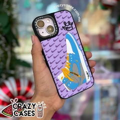 Case Nike purple ip 15 pro max