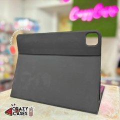 Case carpeta con teclado Bluetooth black iPad Pro 13 2024 en internet