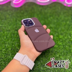 Case Apple Metallic Coffe ip 14 Pro Max en internet
