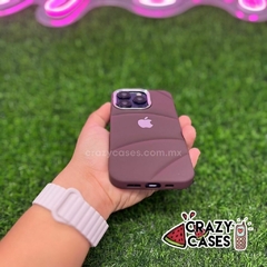 Case Apple Metallic Coffe ip 15 Pro en internet