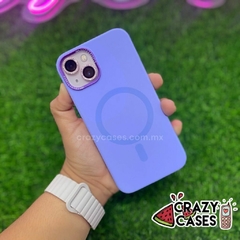 Case Silicon MagSafe Metallic Lila ip 15 Pro Max - Crazy Cases