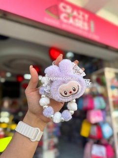Strap Perlas labubu lila