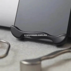 Case minimalista black ip 15 pro - Crazy Cases