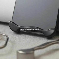 Case minimalista black ip 16 pro - Crazy Cases