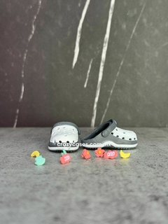 Crocs labubu White/Gray - comprar en línea