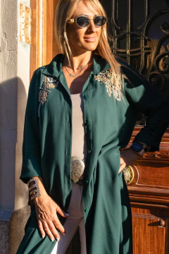Imagen de MAXI CAMISA ESMERALDA