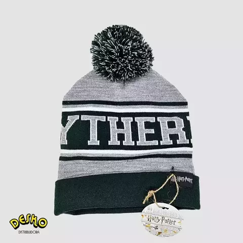 Gorro invierno con Pompon Slytherin / Harry Potter