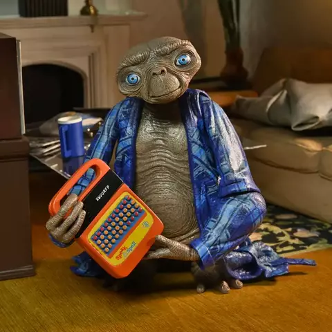 E.T. The Extraterrestrial - Ultimate - Neca - comprar online