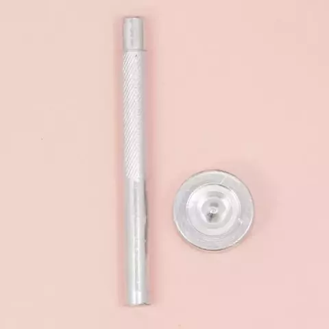 REMACHADORA PARA MECANISMO DE ANILLAS