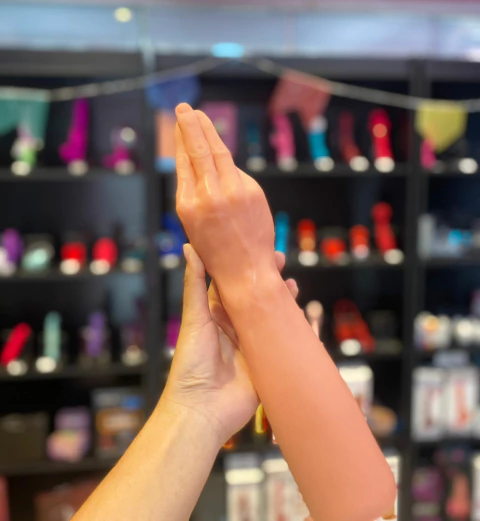 PLUG ANAL FISTING FORMATO MÃO - comprar online