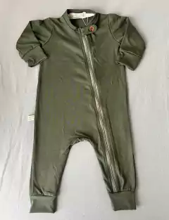 Macacão Zíper Verde Militar