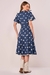 Vestido em Algodão Bordados Florais Bicolor Evasê Midi 302486 Fascinius - Via Karol I Moda Evangélica I Frete Grátis Estado de SP I Parcele até 6x