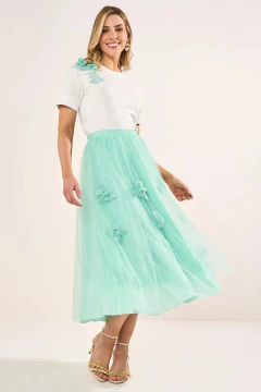 Conjunto Verde T-Shirt Com Pérolas E Saia Com Flores Godê Midi 400726 Fascinius