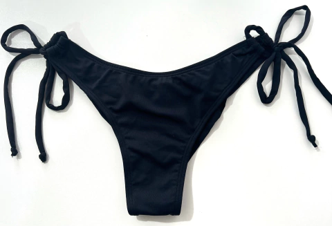 Calcinha Janaína Preto