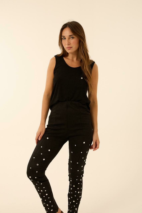 Pantalón THOMAS bengalina c/ tachas (ruk4079)