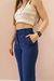 Calça flare Ava na internet