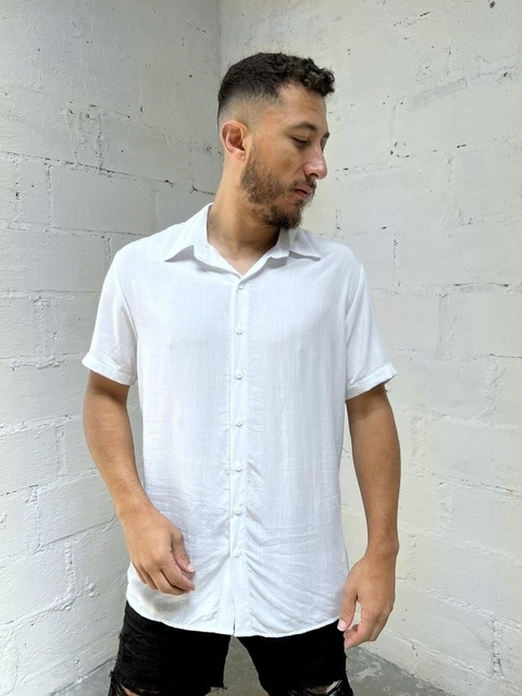 Camisa de Botão Lisa Viscolinho Reistilo