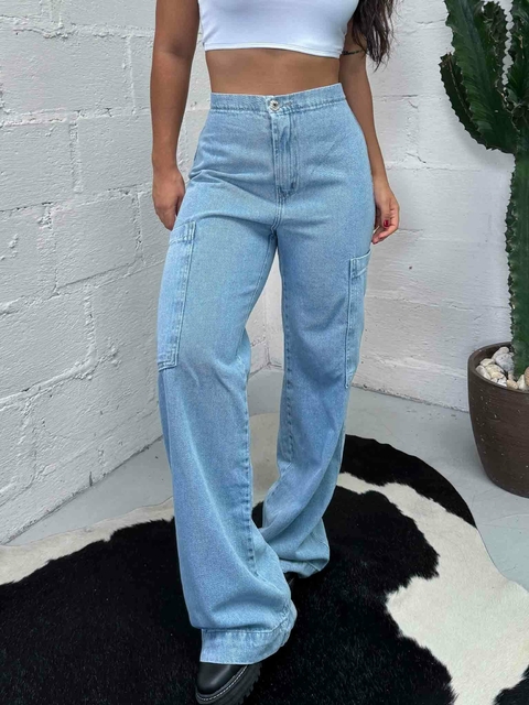Calça Wide Leg Cargo com Elástico