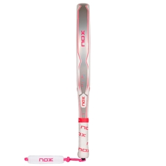 Raquete de Padel EQUATION LADY 2024 | NOX - Advanced Series - NOX SPORT Brasil - Raquetes de Padel e Beach Tennis. Acessórios, Raqueteiras e Roupas para Padel e Beach Tennis.