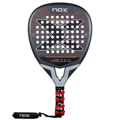 Raquete de Padel LA10 Future 2024 | NOX - by Leo Augsburger - NOX SPORT Brasil - Raquetes de Padel e Beach Tennis. Acessórios, Raqueteiras e Roupas para Padel e Beach Tennis.