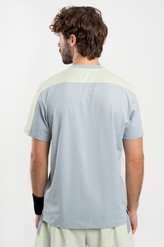 Camisa Esportiva Masculina PRO | NOX - Cinza Névoa - comprar online