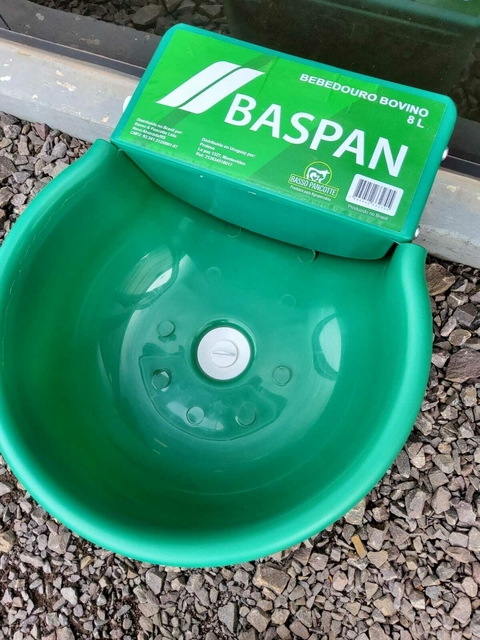 BEBEDOURO BOVINO