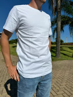 CAMISETA BÁSICA MASCULINA BRANCA-PAMPA SUL